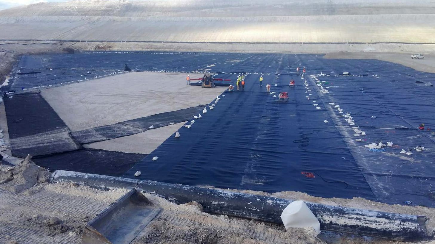 Mosaic Riverview Lime Pond Liner Installation COMANCO (2) COMANCO